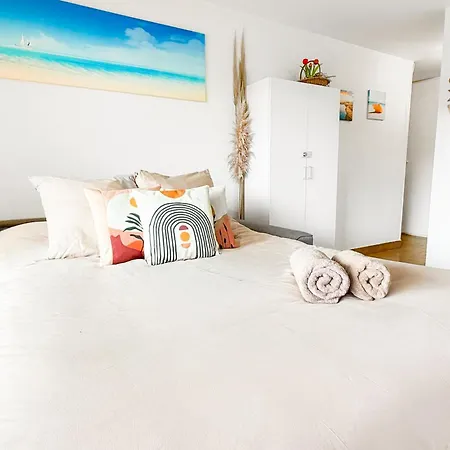 Le Cocon Bleu - T3, 6p, Pk, Clim - A 5 Min Apartament